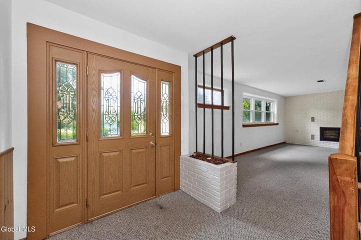 1082 Cornelius Avenue, Niskayuna, NY, photo 4