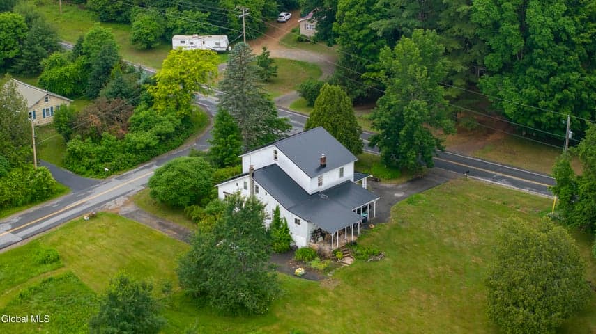 653 Coy Road, Greenfield, NY, photo 3