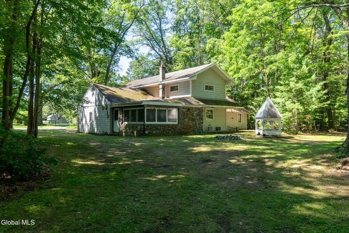 323 Emmett Street, Ballston Spa, NY, photo 4
