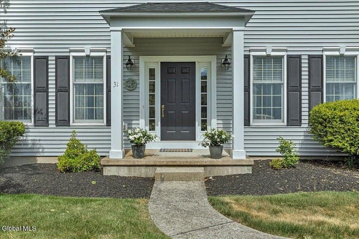 31 Ivywood Drive, Bethlehem, NY, photo 3