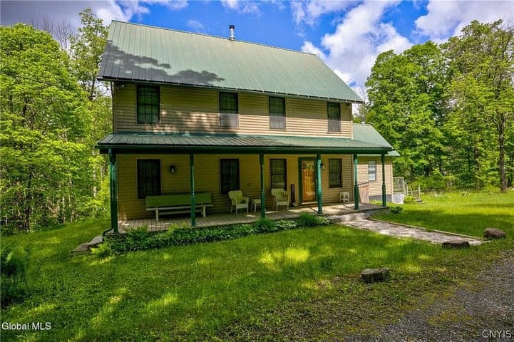 891 River Road, Lake Luzerne, NY