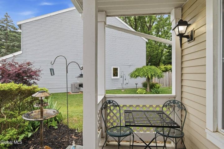 52 Stoney Creek Drive, Clifton Park, NY, photo 5