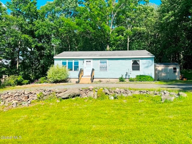 26 Knobhill Road, Averill Park, NY, photo 2
