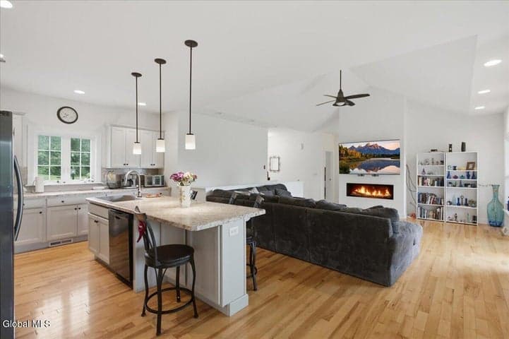 41 Gurba Drive, Stillwater, NY, photo 3