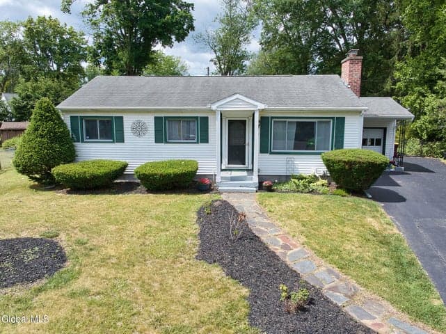 1 Hawley Court, Delmar, NY, photo 1