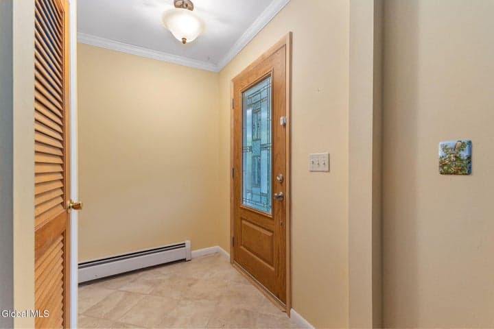 14 Crownwood Lane, Queensbury, NY, photo 2