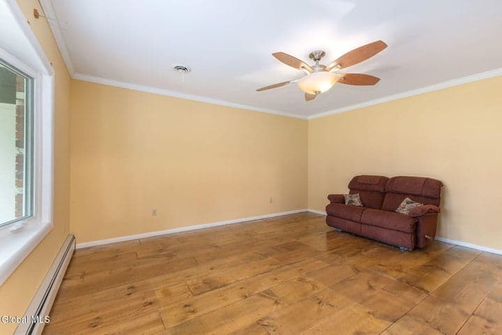14 Crownwood Lane, Queensbury, NY, photo 3