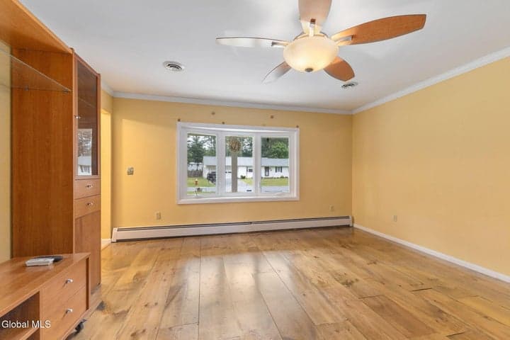 14 Crownwood Lane, Queensbury, NY, photo 4