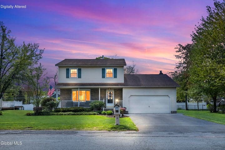 243 Shereen Court, Rotterdam, NY, photo 1