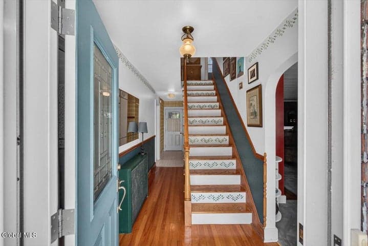12 Mellon Avenue, Brunswick, NY, photo 5