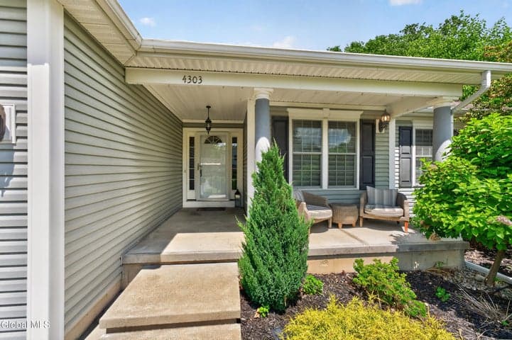 4303 Consaul Road, Niskayuna, NY, photo 3