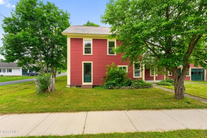 28 Vale Street, Salem, NY, photo 3
