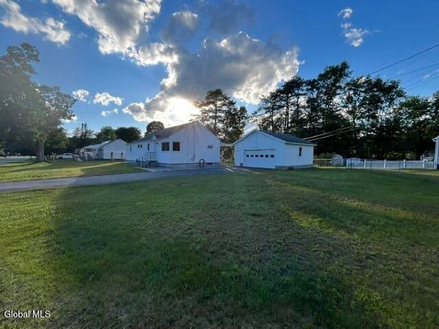 3 Ryder Avenue, Moreau, NY, photo 3