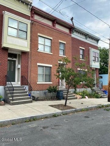 39 Alexander Street, Albany, NY, photo 2