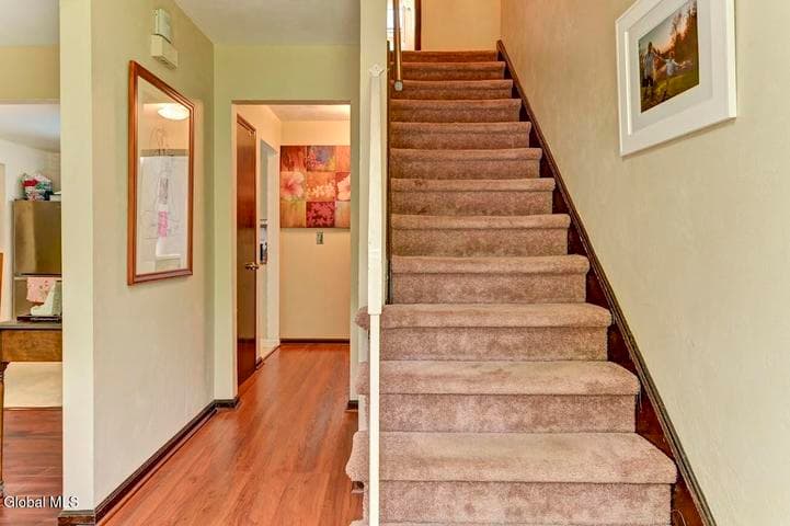 1369 Augusta Drive, Schodack, NY, photo 3
