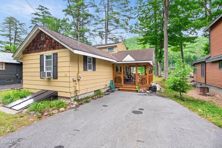 10 Service Drive, Hadley, NY