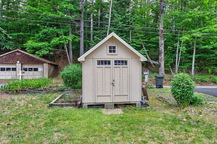 10 Service Drive, Hadley, NY, photo 4