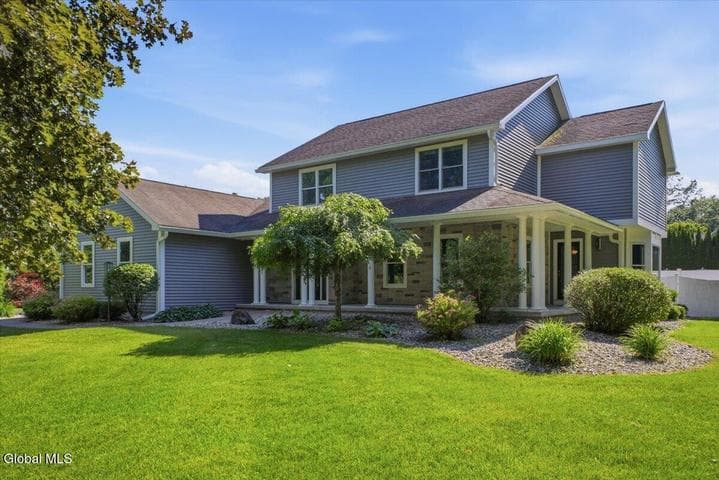 20 Orchard Drive, Queensbury, NY