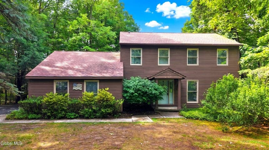 14 Thoroughbred Way, Clifton Park, NY, photo 1