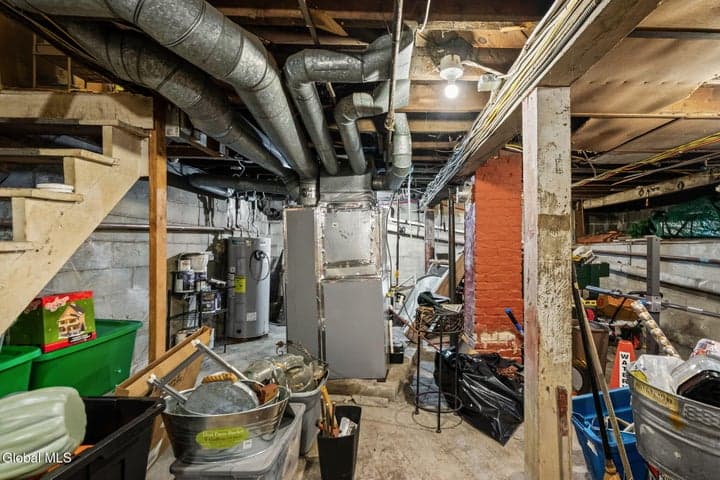 215 6th Avenue, Watervliet, NY, photo 3