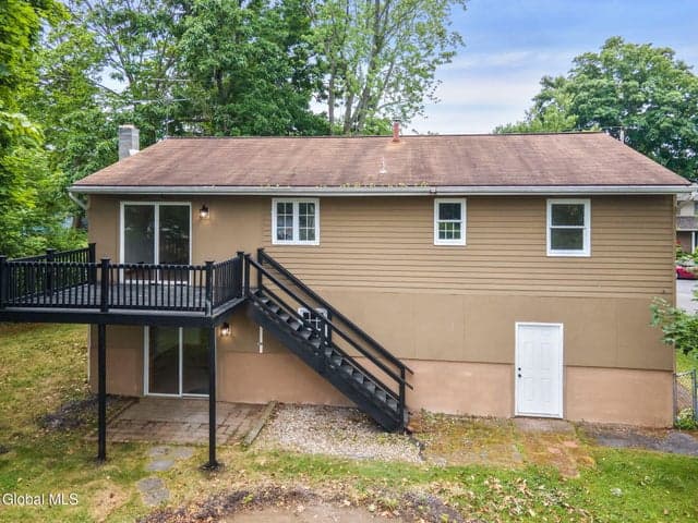 62 Green Island Avenue, Latham, NY, photo 5
