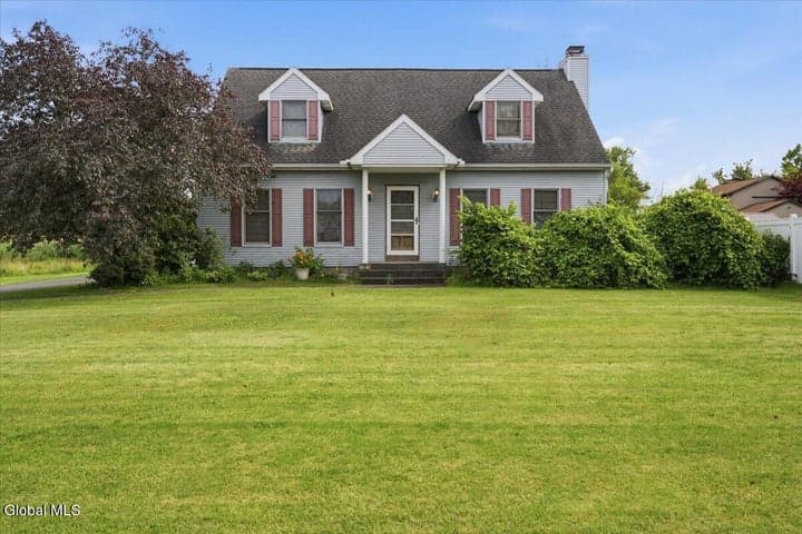 52 Haswell Road, Colonie, NY