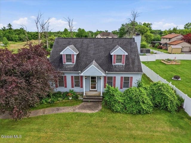 52 Haswell Road, Colonie, NY, photo 2