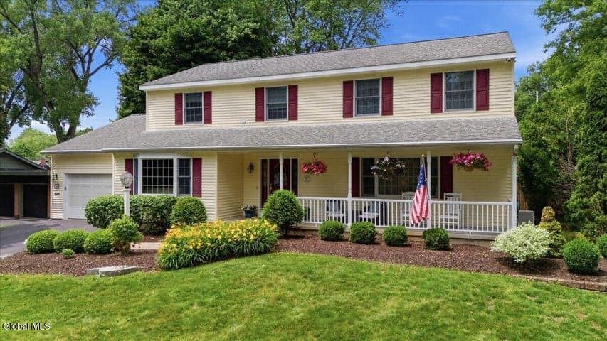 36 Clarendon Road, Albany, NY, photo 2