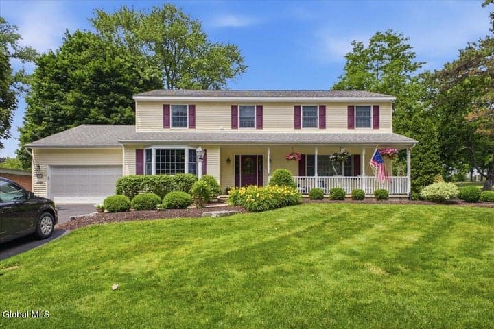 36 Clarendon Road, Albany, NY, photo 3