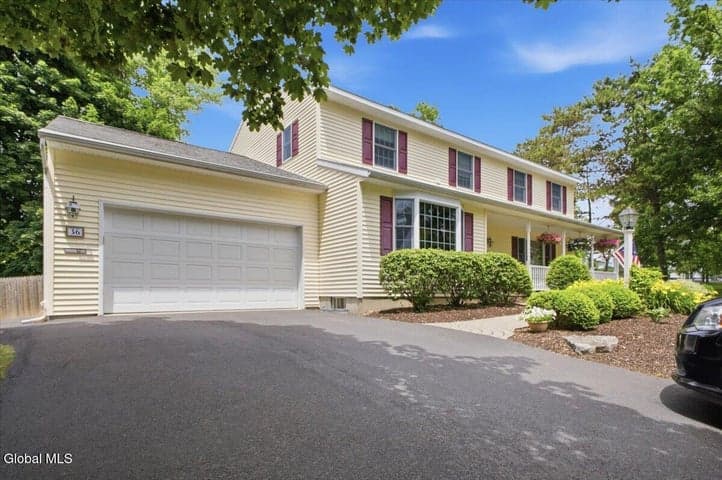 36 Clarendon Road, Albany, NY, photo 4