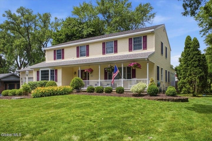 36 Clarendon Road, Albany, NY, photo 5