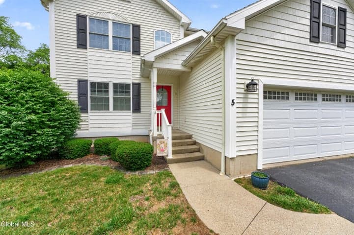 5 Carriage Way, Waterford, NY, photo 5