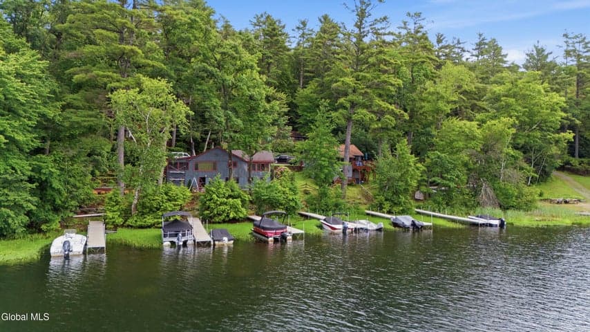 41 Three Oaks Drive, Bolton, NY, photo 3