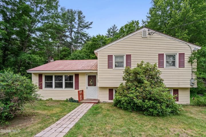 24 Hack Road, Corinth, NY, photo 2