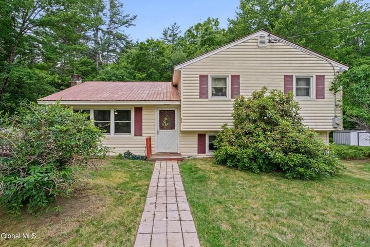 24 Hack Road, Corinth, NY, photo 3