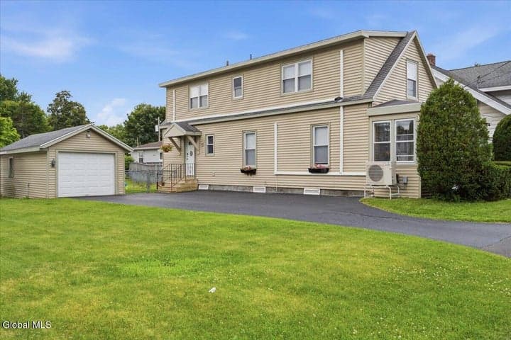 32 Orchard Avenue, Albany, NY, photo 2