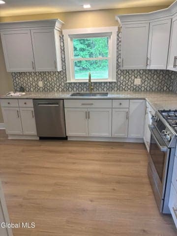 282 Washington Street, Saratoga Springs, NY, photo 4