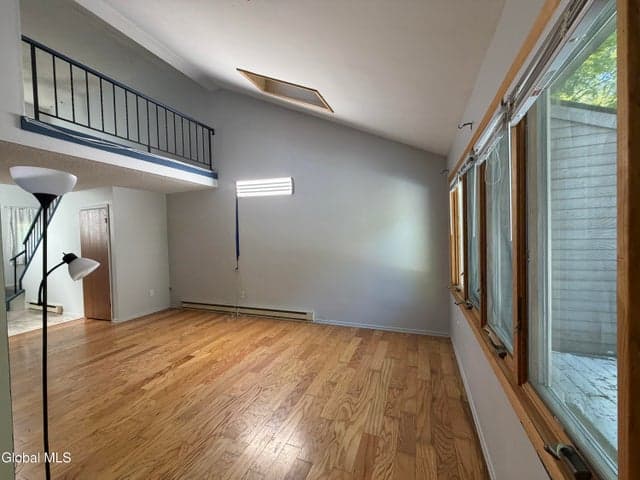 250 Woodscape Drive, Guilderland, NY, photo 4
