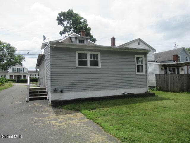 811 Hudson Avenue, Stillwater, NY, photo 3