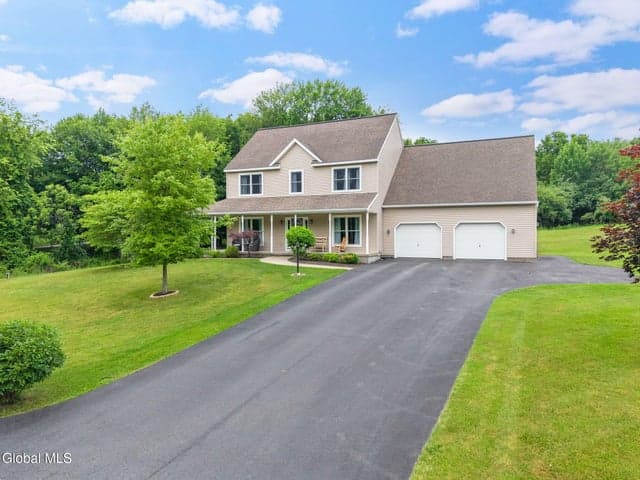 9 Thomas Drive, North Greenbush, NY, photo 3