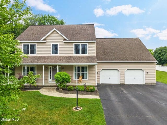 9 Thomas Drive, North Greenbush, NY, photo 2