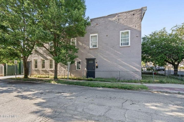 421 4th Street, Troy, NY, photo 4