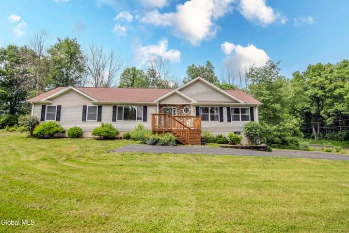 111 Beaver Street, Saratoga, NY