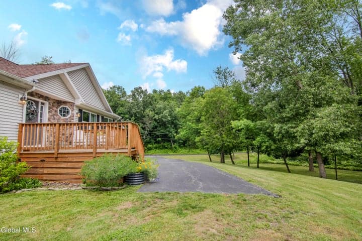 111 Beaver Street, Saratoga, NY, photo 5