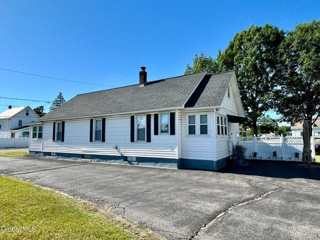 3202 Delmar Avenue, Rotterdam, NY, photo 4