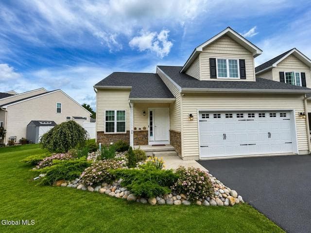 36 Chip Shot Way, Halfmoon, NY, photo 3