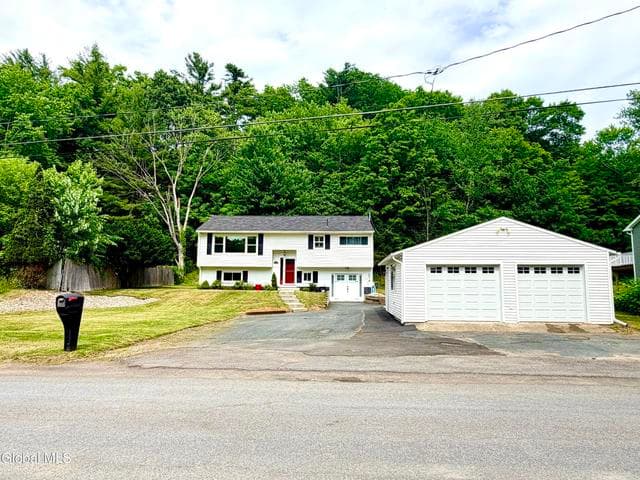 10 Williams Street, Wynantskill, NY