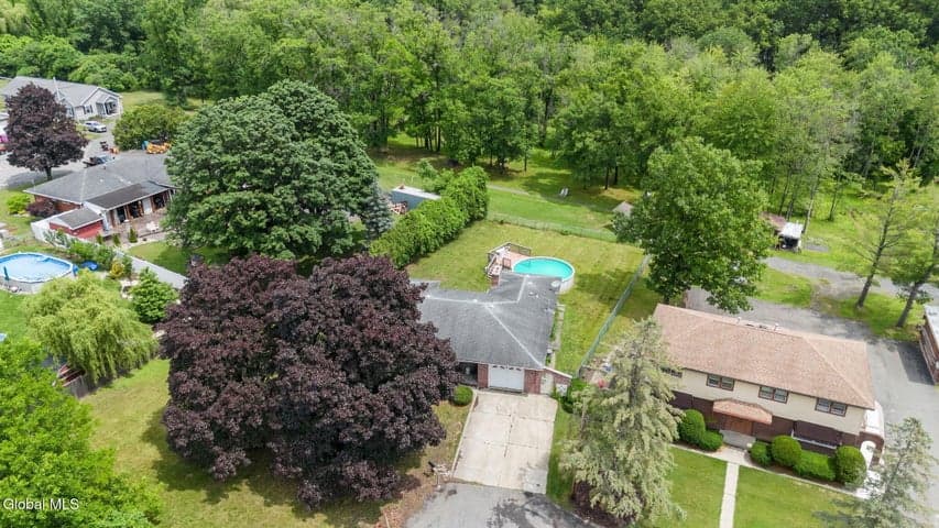 24 Warwick Avenue, Albany, NY, photo 4