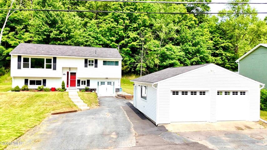 10 Williams Street, Wynantskill, NY, photo 3