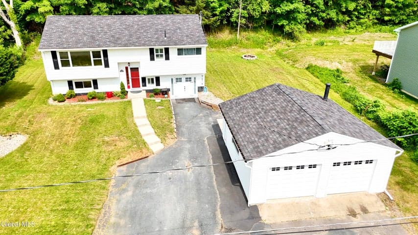 10 Williams Street, Wynantskill, NY, photo 4